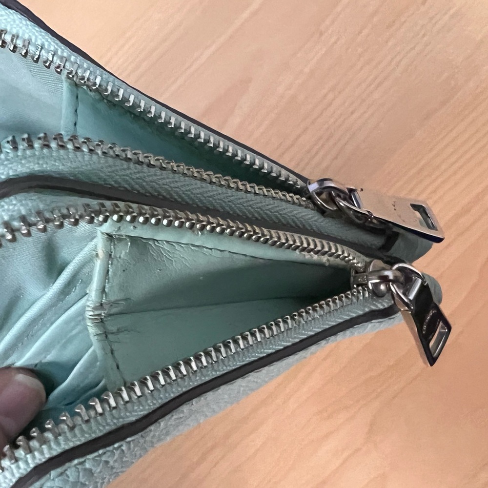 148: PreLoved Two Zippered Coach Light Green Leather Wristlet - Picture 12 of 14